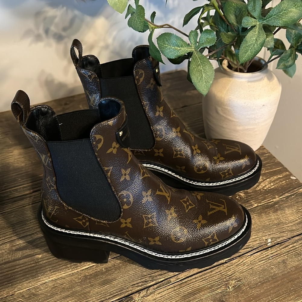 Authentic Louis Vuitton Boots